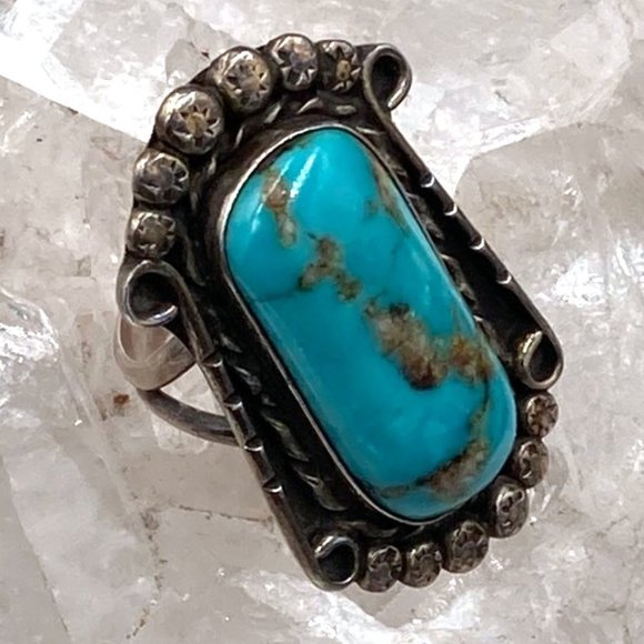 Vintage Native American Sterling Turquoise Ring - Picture 3 of 9